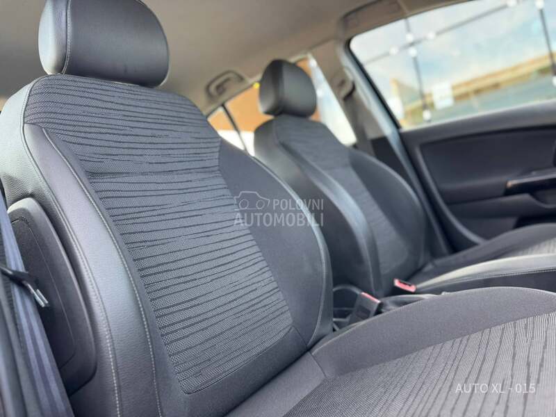 Opel Corsa D 1.2 B / NAV / COSMO