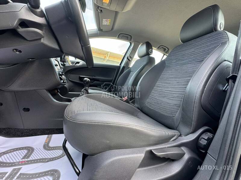 Opel Corsa D 1.2 B / NAV / COSMO