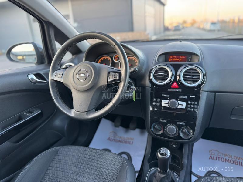 Opel Corsa D 1.2 B