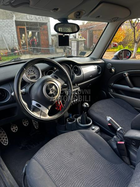MINI Cooper 