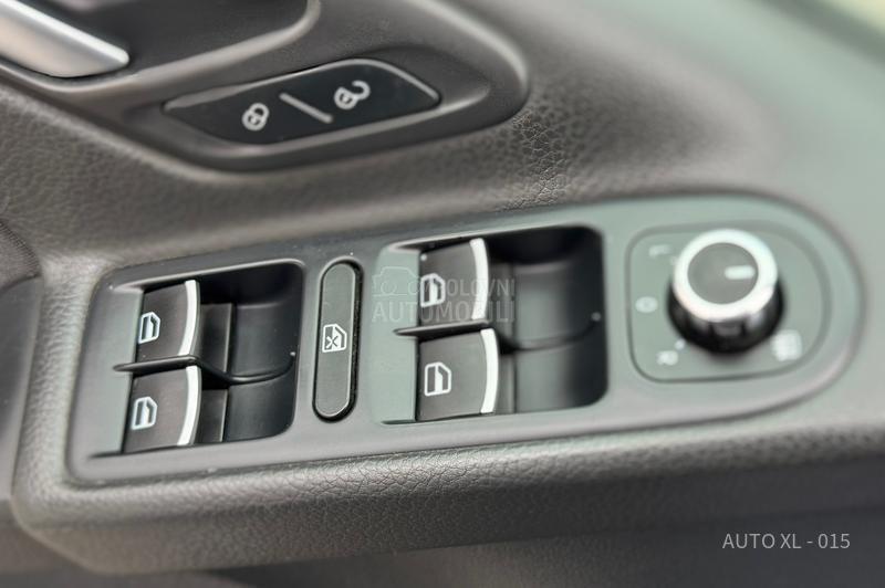 Volkswagen Golf 6 2.0 TDI / HIGHLINE