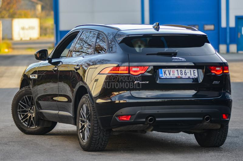 Jaguar F pace 