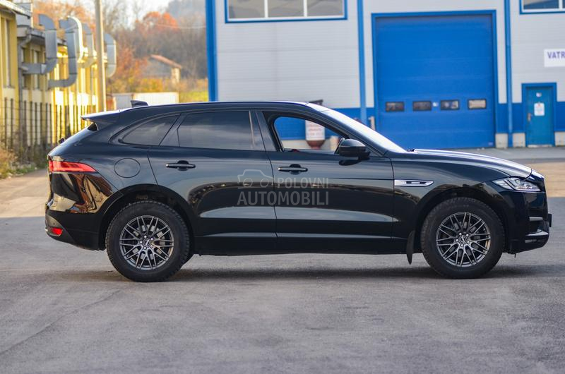 Jaguar F pace 