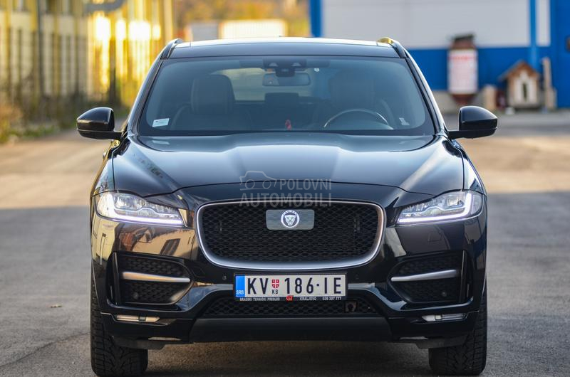 Jaguar F pace 