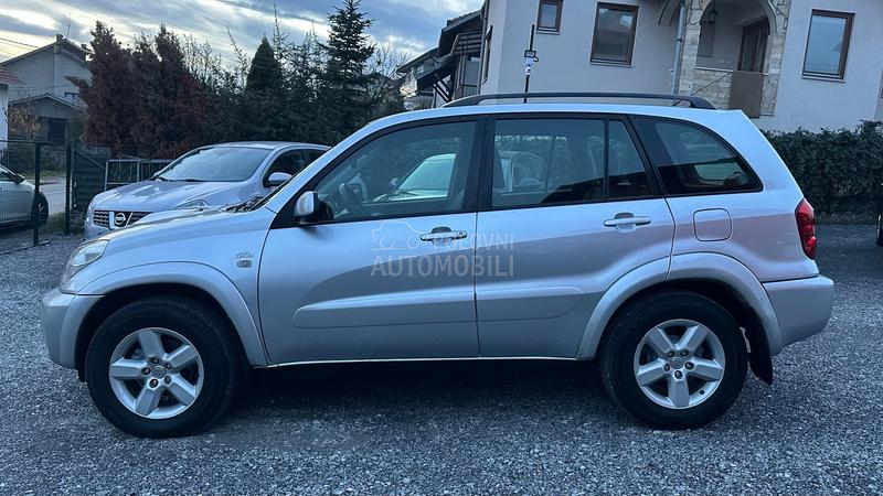Toyota RAV 4 2,0 D 4X4 T00P