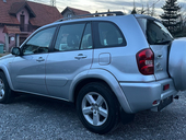 Toyota RAV 4 2,0 D 4X4 T00P