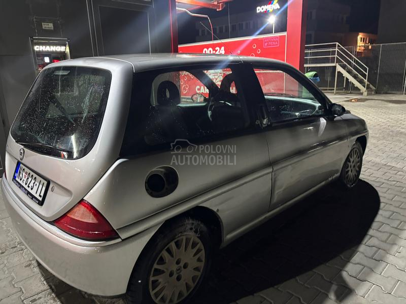 Lancia Ypsilon 1.2  8v