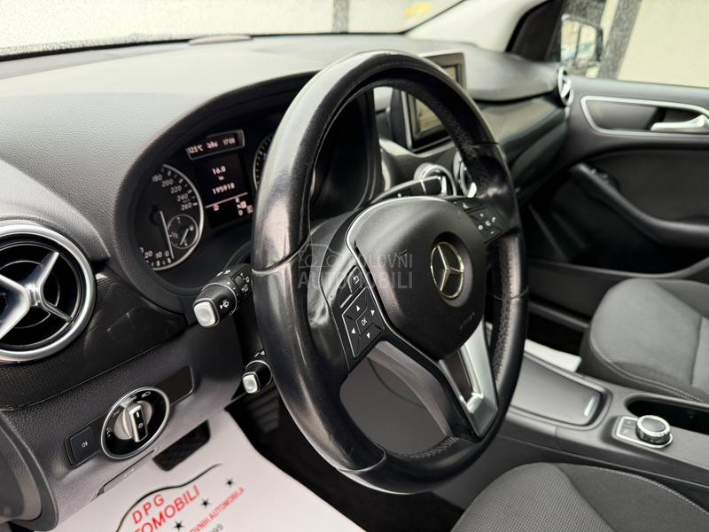 Mercedes Benz B 180 CDI AUT/LED/FUL