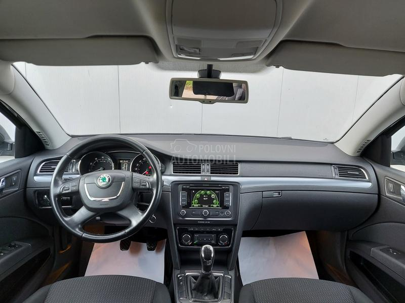 Škoda Superb 1.4 tsi 251217 k m