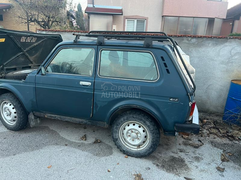 Lada Niva 
