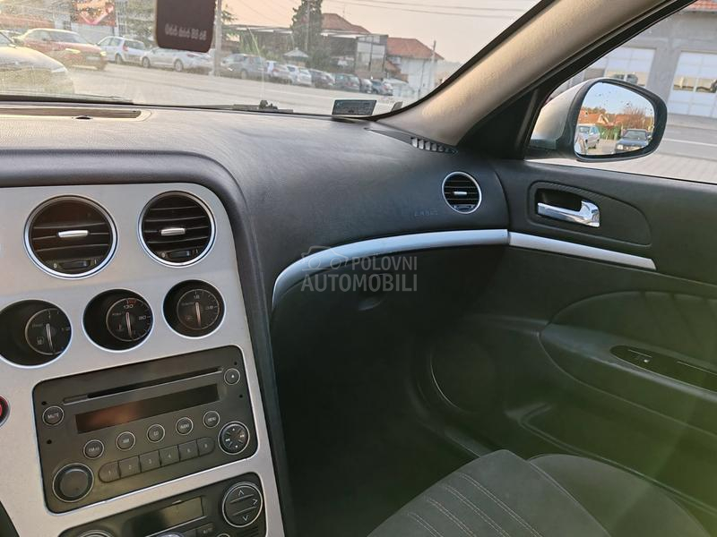 Alfa Romeo 159 1.9 jtdm