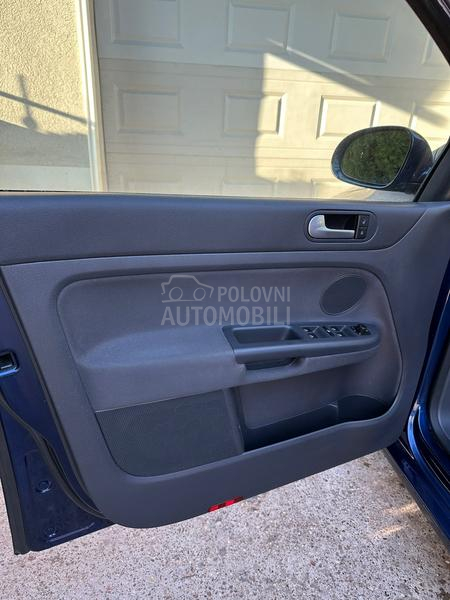 Volkswagen Golf Plus 1.4 FABRIČKO stanje