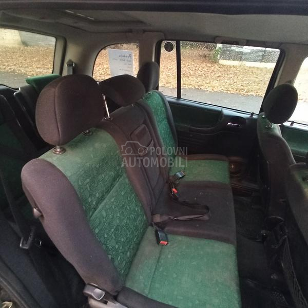 Opel Zafira 