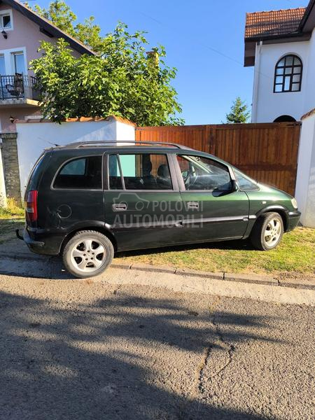 Opel Zafira 