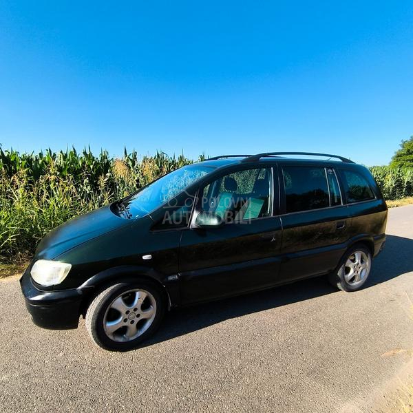 Opel Zafira 