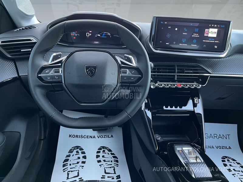 Peugeot 208 ALLURE HYBRID