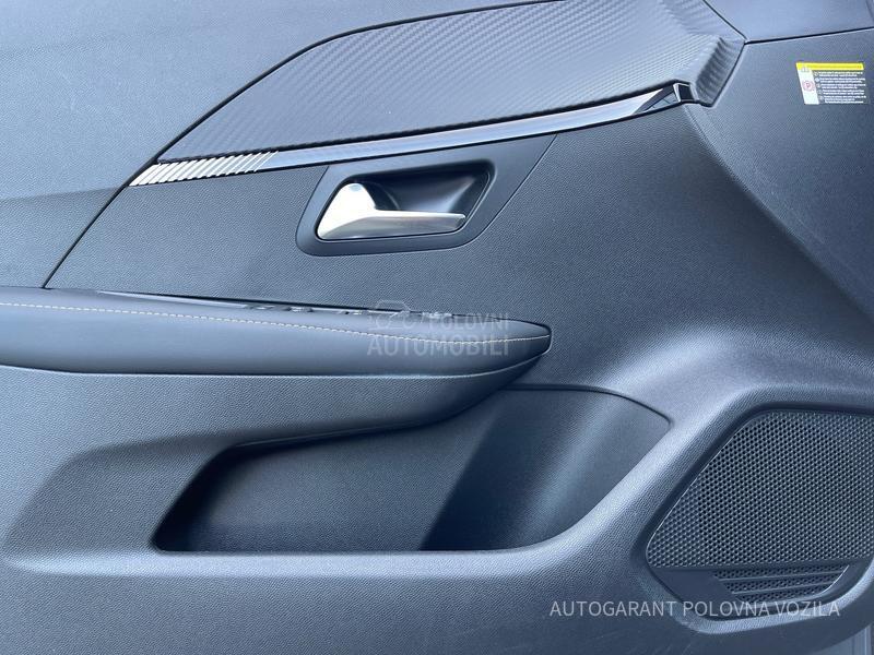 Peugeot 208 ALLURE HYBRID