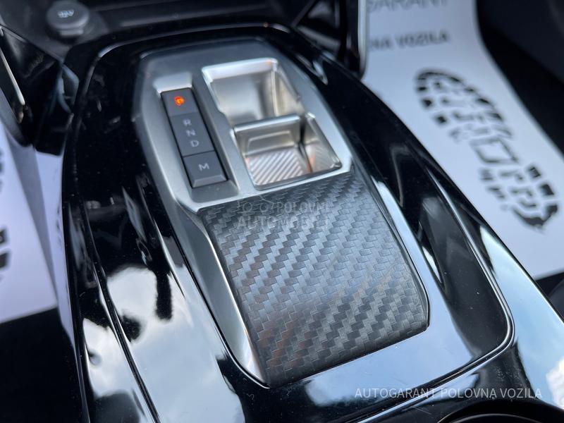 Peugeot 208 ALLURE HYBRID