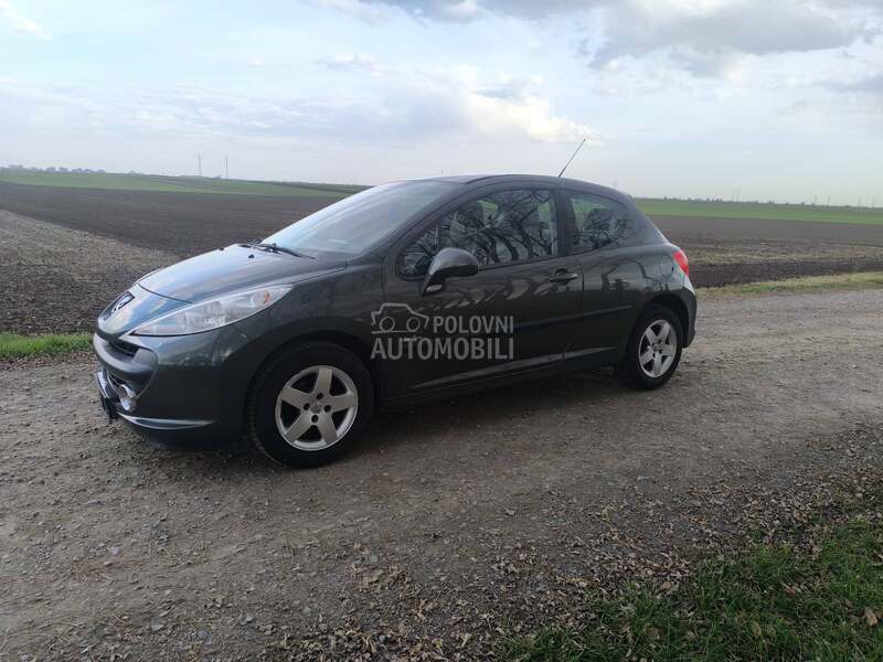 Peugeot 207 1,4
