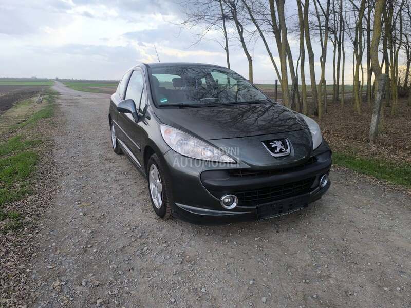 Peugeot 207 1,4