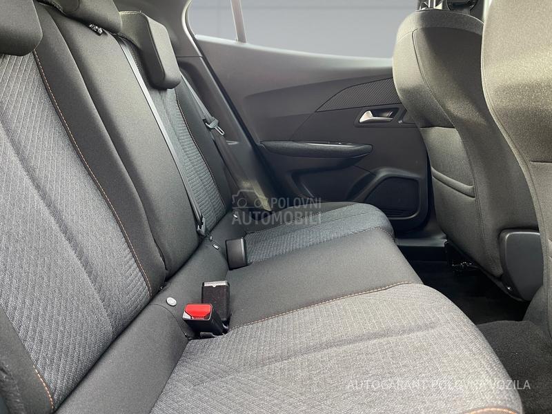 Peugeot 2008 HY 1.2 136 AT Style