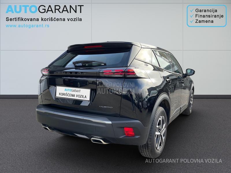 Peugeot 2008 HY 1.2 136 AT Style