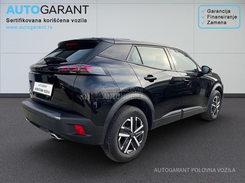 Peugeot 2008 HY 1.2 136 AT Style