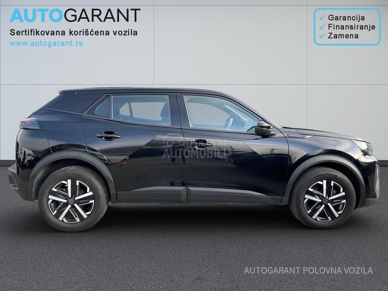 Peugeot 2008 HY 1.2 136 AT Style