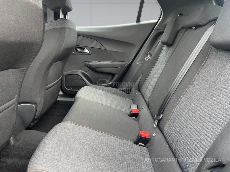 Peugeot 2008 HY 1.2 136 AT Style