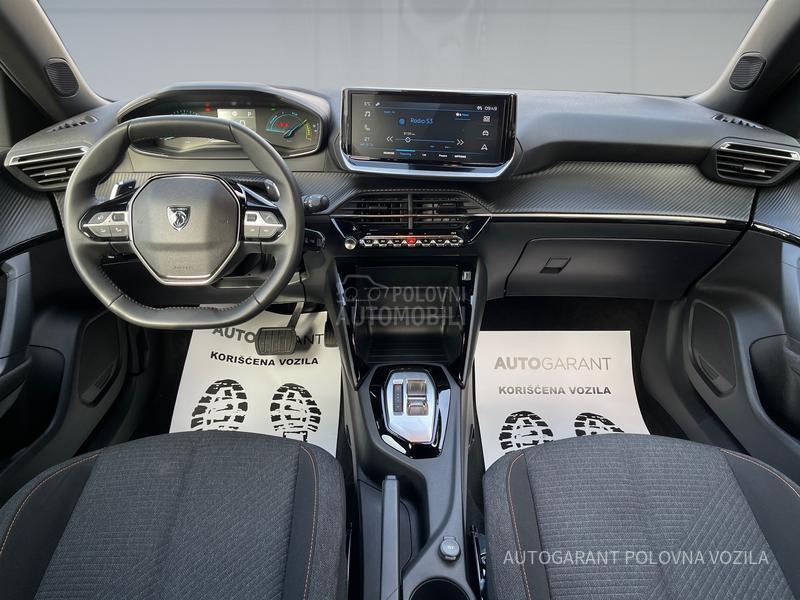 Peugeot 2008 HY 1.2 136 AT Style