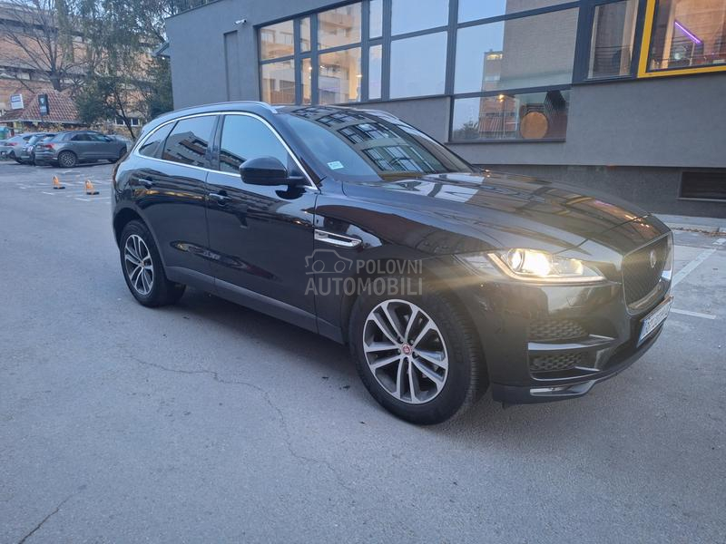 Jaguar F pace 