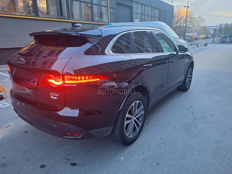 Jaguar F pace 