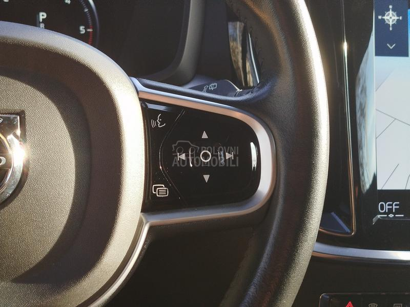 Volvo V60 Cross Country 2.0 D4 AWD A/T