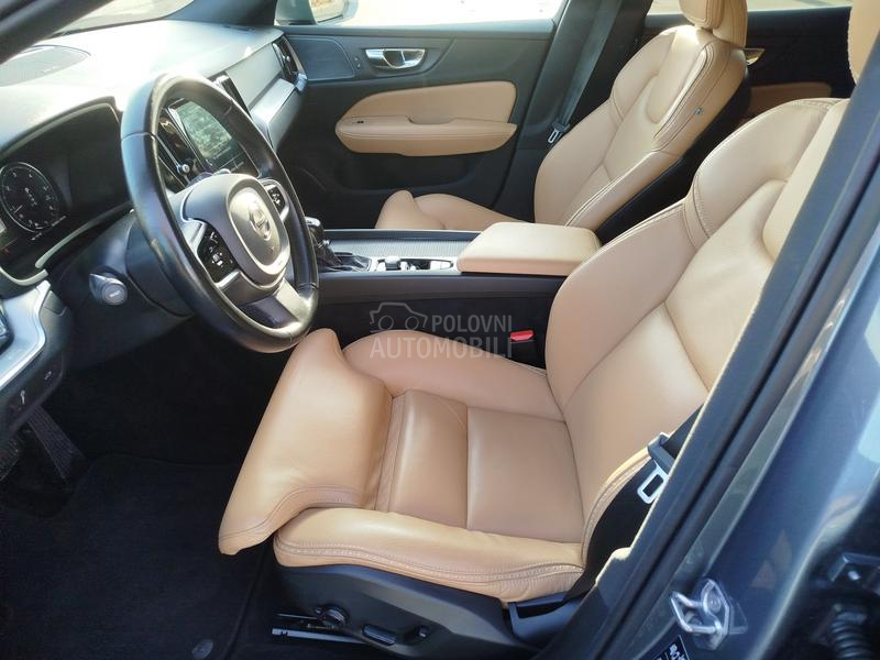 Volvo V60 Cross Country 2.0 D4 AWD A/T