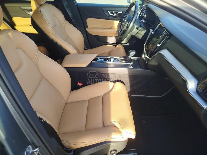 Volvo V60 Cross Country 2.0 D4 AWD A/T