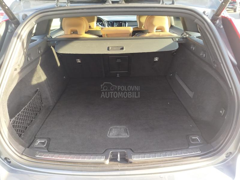 Volvo V60 Cross Country 2.0 D4 AWD A/T