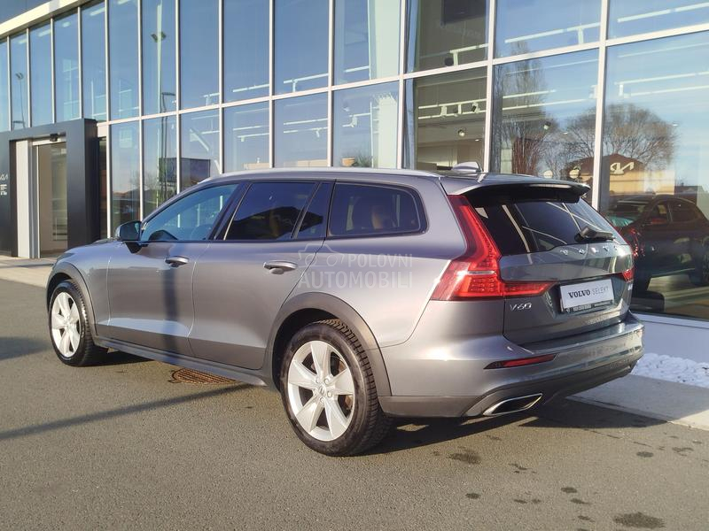 Volvo V60 Cross Country 2.0 D4 AWD A/T