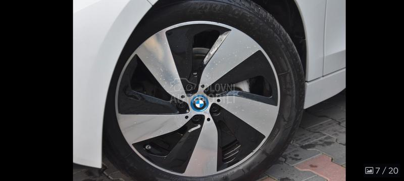 BMW i3 Velika baterija