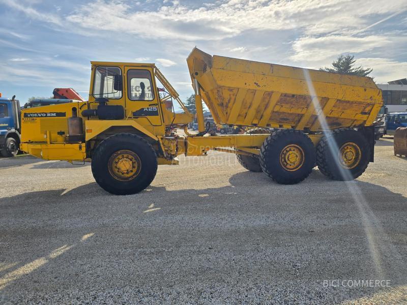 Volvo A25