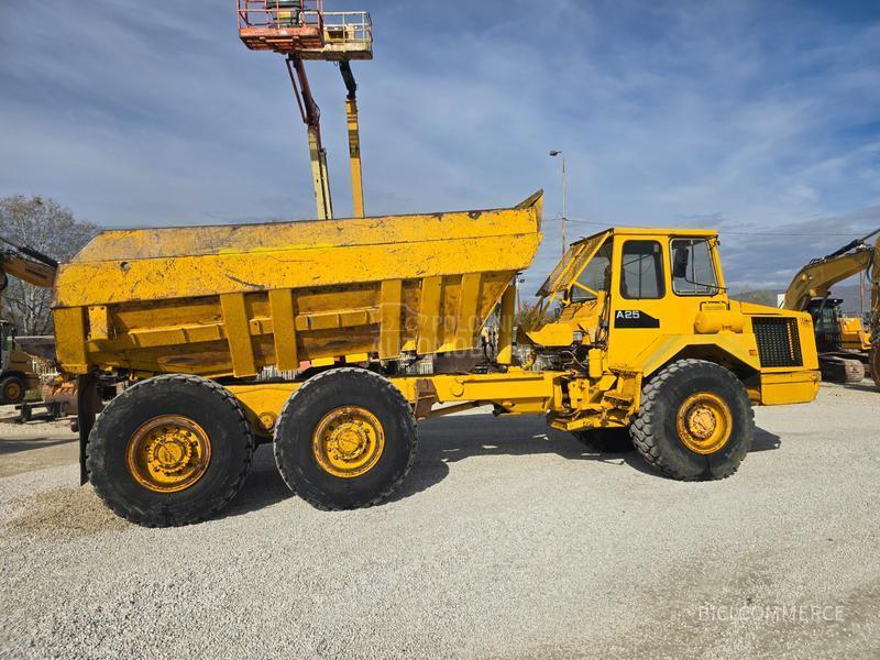 Volvo A25