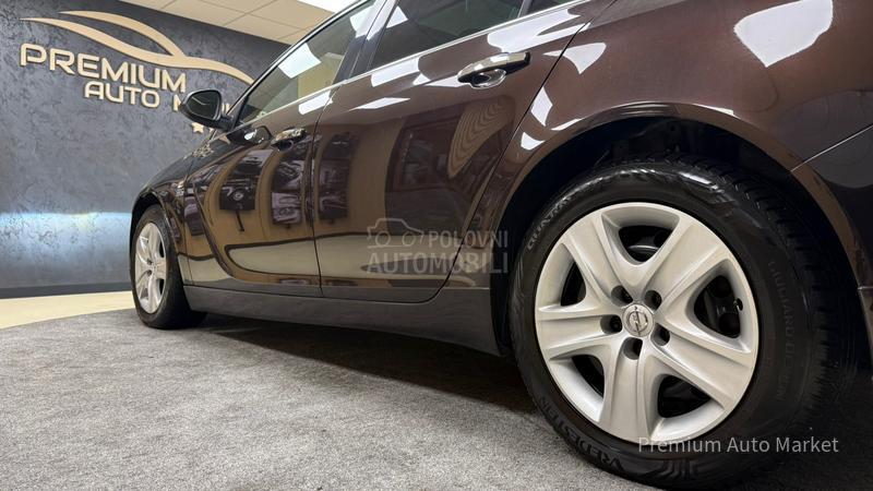 Opel Insignia //2.0 CDTI//OPC/PANO