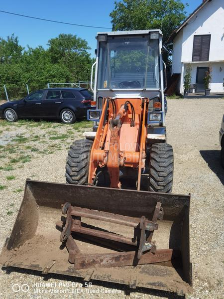 Kubota R410