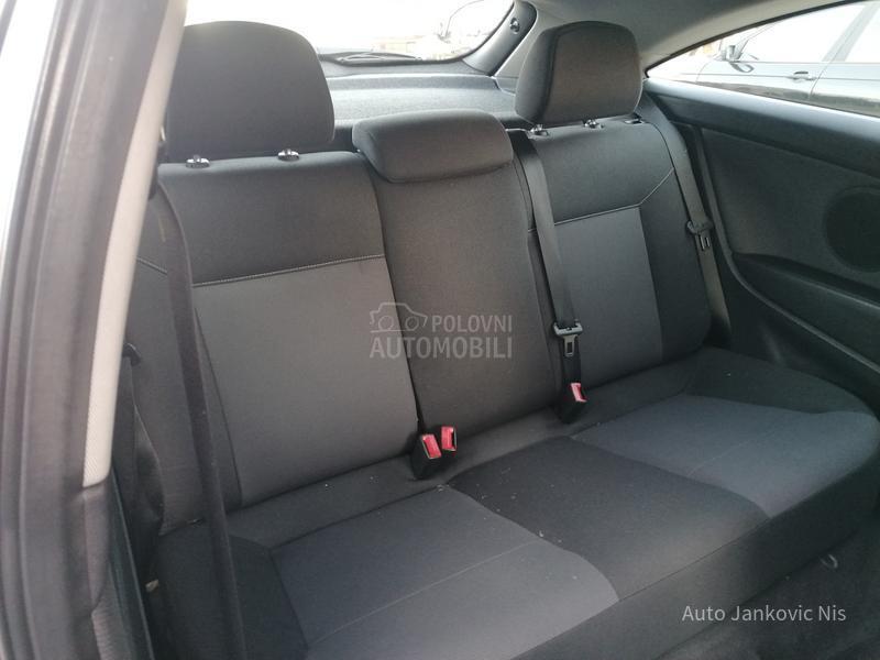 Opel Astra H 1.6i ESSENTIA CH