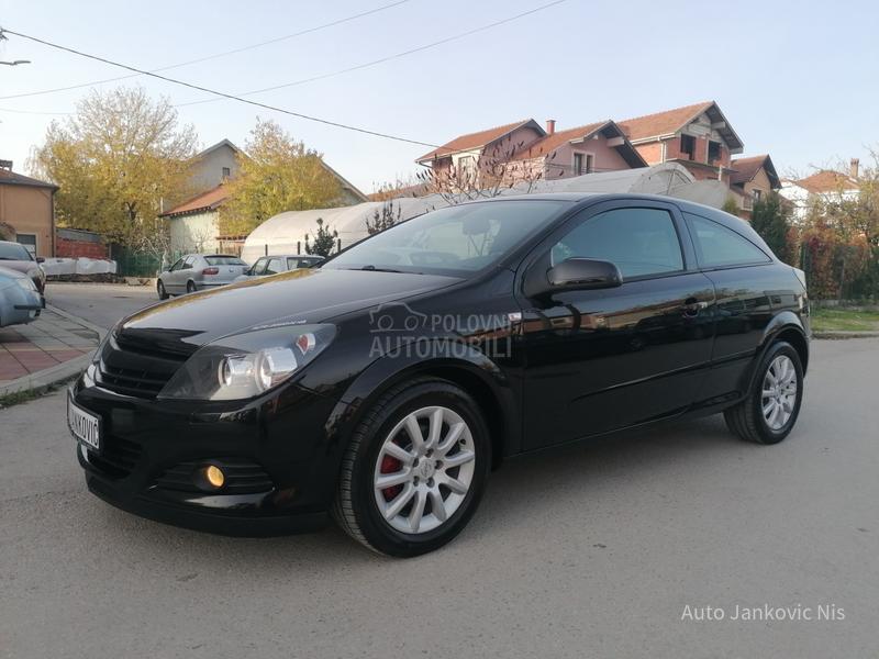 Opel Astra H 1.6i ESSENTIA CH