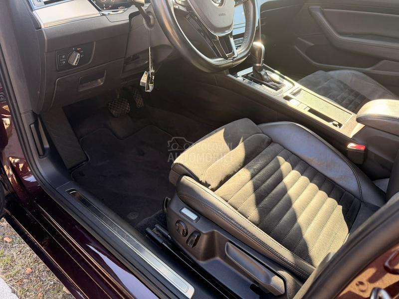 Volkswagen Passat B8 1.vl Porsche Sever