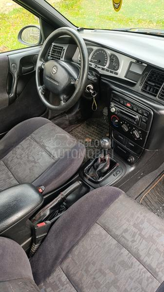 Opel Vectra B 