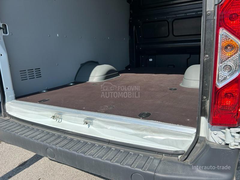 GAZ NN CREW VAN 7 sed.