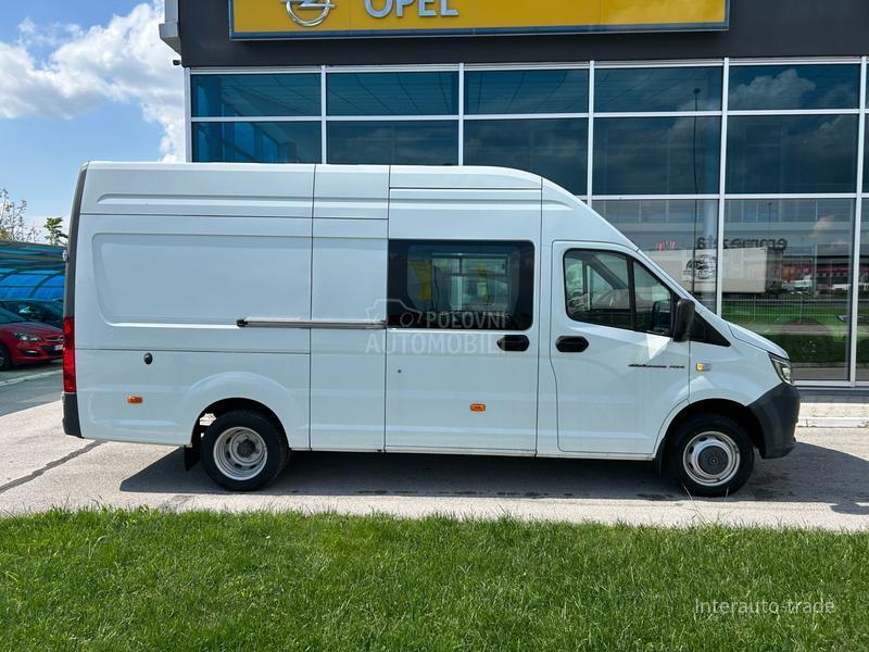 GAZ NN CREW VAN 7 sed.