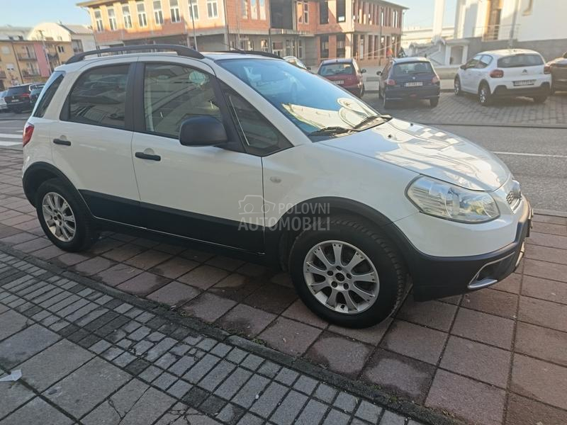 Suzuki SX4 1.6 iz CH  4X4