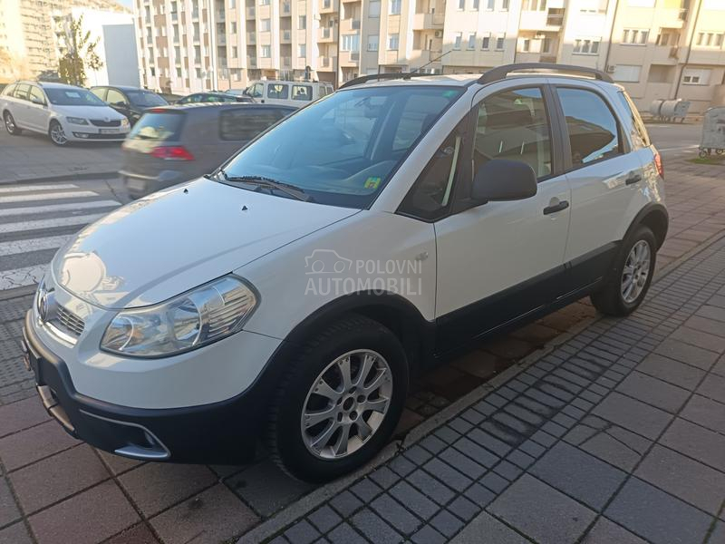 Suzuki SX4 1.6 iz CH  4X4